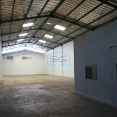 Disewakan Gudang Siap Pakai Luas Tanah 600 m² Ada Kantor di Setu Tangerang Selatan-4