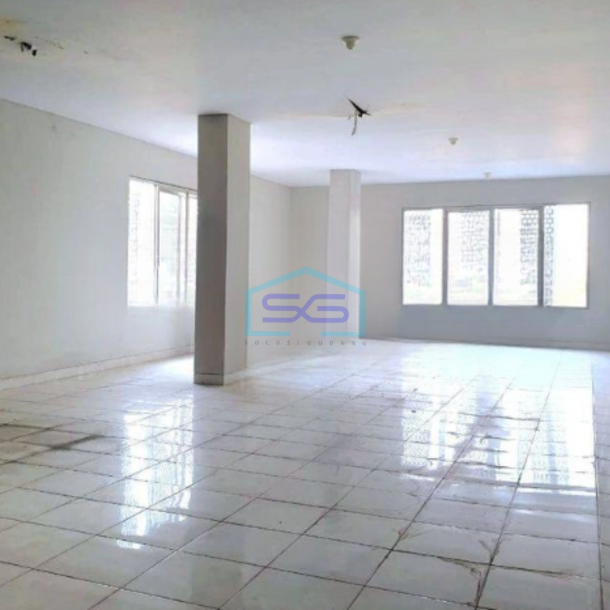 Dijual Ruko Luas Tanah  100 m² di Kebon Jeruk Jakarta Barat-2