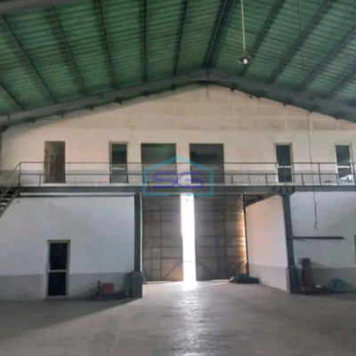 Dijual Gudang Luas Bangunan 3000 m² Lokasi Bebas Banjir di Legok Tangerang
