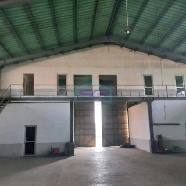 Dijual Gudang Luas Bangunan 3000 m² Lokasi Bebas Banjir di Legok Tangerang-1