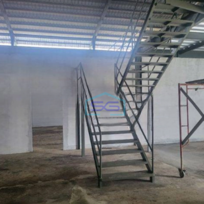 Disewakan Gudang Siap Pakai Luas Bangunan  648 m² Lokasi Strategis di Parung Panjang Bogor