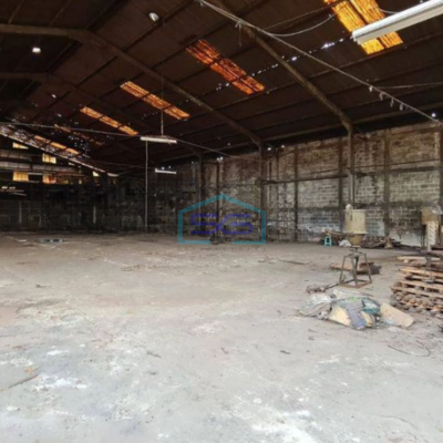 Dijual Gudang Siap Huni Lokasi Strategis di Curug Tangerang Luas Bangunan 2000 m²