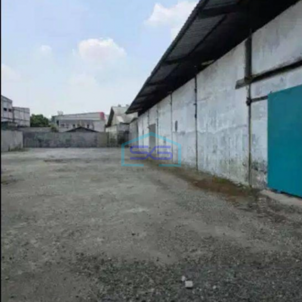 Disewakan Gudang LT 3500m2 di Daan Mogot Jakarta Barat Parkir Luas Siap Pakai-1