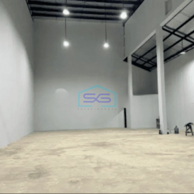 Disewakan Gudang Batu Ceper Tangerang Bangunan Baru Siap Pakai LT 300m2