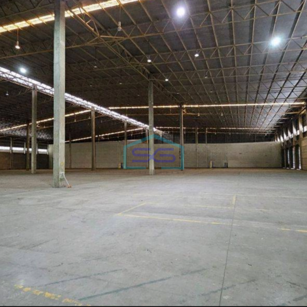 Disewakan Gudang Cakung Cilincing Jakarta Timur Loading Dock Rapih Siap Pakai-3