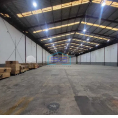 Disewakan Gudang Dekat Bandara Loading Dock Rapi Siap Pakai Bebas Banjir