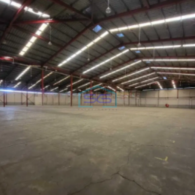 Disewakan Gudang Dekat Bandara Loading Dock Rapi Siap Pakai Bebas Banjir