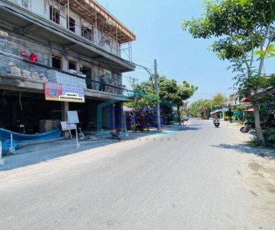 Disewakan Ruko Lantai Satu Di Berawa Canggu