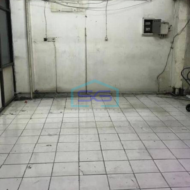 Ruko Disewa Ada Lift barang di Cideng Jakarta Pusat-4