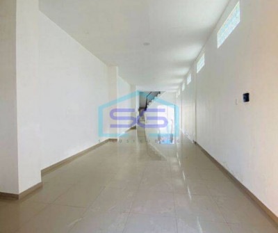 Dijual Ruko Baru 2 Lantai Halaman Belakang Lokasi Strategis