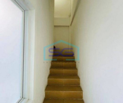 Disewakan Ruko 3 Lantai Dengan Banyak Partisi Ruang di Sanur, Denpasar