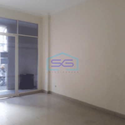 Disewa Ruko Green Lake City Hadap Depan SHM