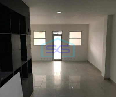 Ruko pinggir jalan Buncit raya mampang 3.5 lantai bisa parkir 4 mobil