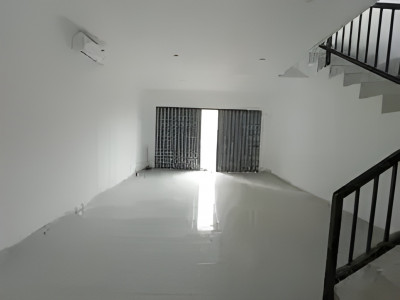 Dijual Ruko Gwalk Galeria, Cocok Untuk Usaha lokasi di Surabaya Gubeng