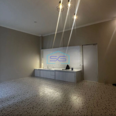 Dijual Ruko Luas Bangunan 285 m² Lokasi Strategis di Semarang-3