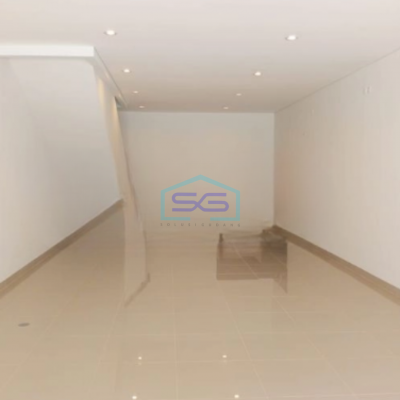 Disewakan Ruko Baru Strategis Luas Bangunan 120 m² di Semarang Jawa Tengah-2