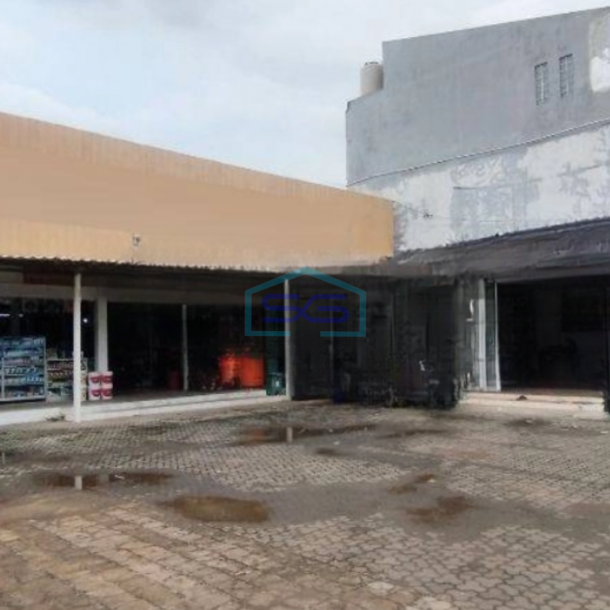 Disewakan Ruko 2 Lantai Lokasi Strategis Luas Tanah  600 m² di Pekayon Bekasi-1
