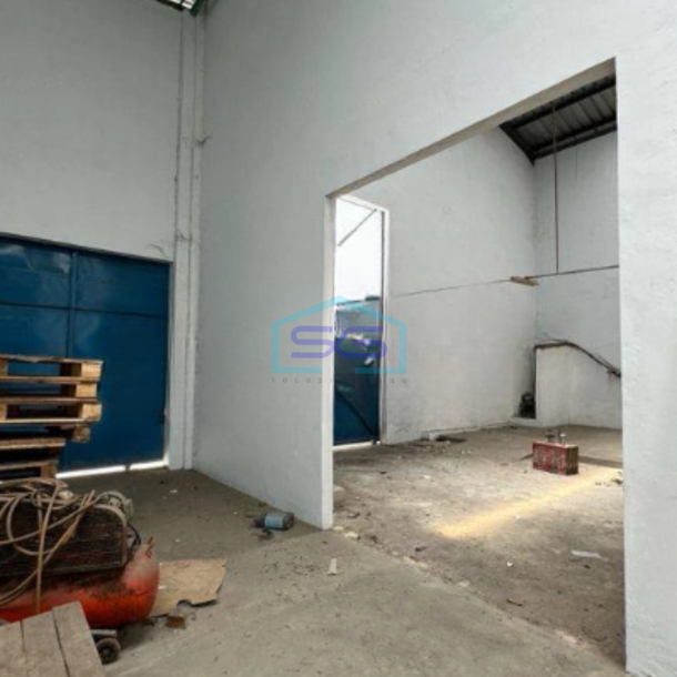 Disewakan Gudang 2 Lantai Luas Tanah 496 m² di Daan Mogot Tangerang-1