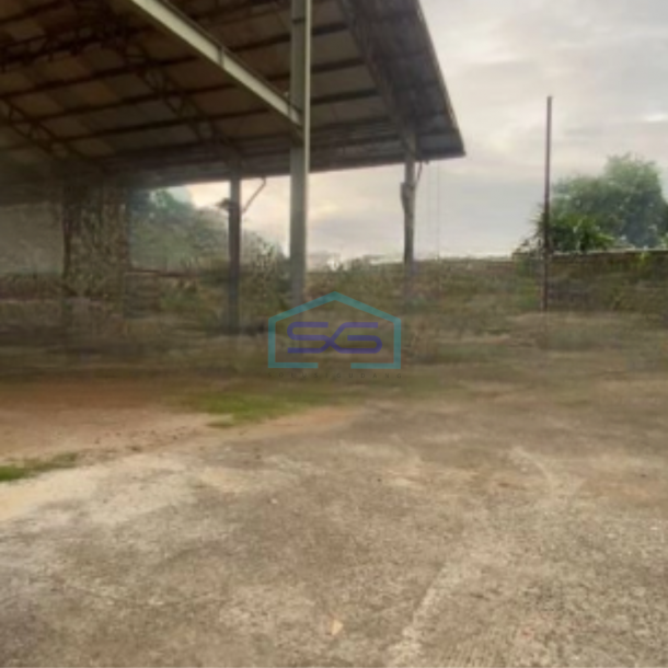 Dijual Tanah Lahan Gudang Lokasi Strategis di Legok Tangerang Luas Bangunan  650 m²-1