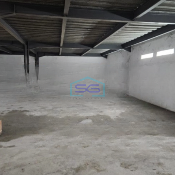 Dijual Gudang Luas Bangunan  985 m² di Benda Tangerang Lokasi Bebas Banjir-1