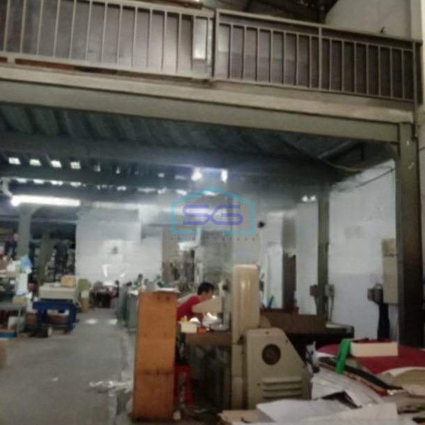 Dijual Cepat Gudang Luas Bangunan  760 m² di BSD Tangerang-3
