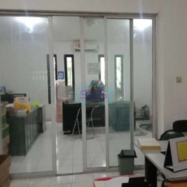 Dijual Cepat Gudang Luas Bangunan  760 m² di BSD Tangerang-1