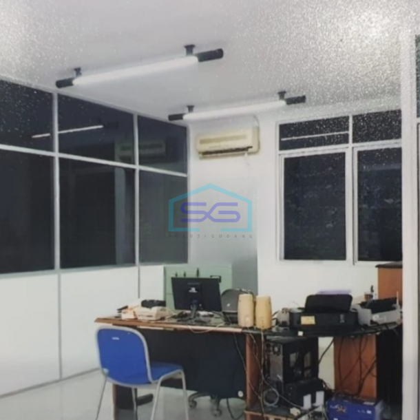 Disewakan Gudang Ada Kantor Luas Bangunan  760 m² di Serpong Tangerang Selatan-1
