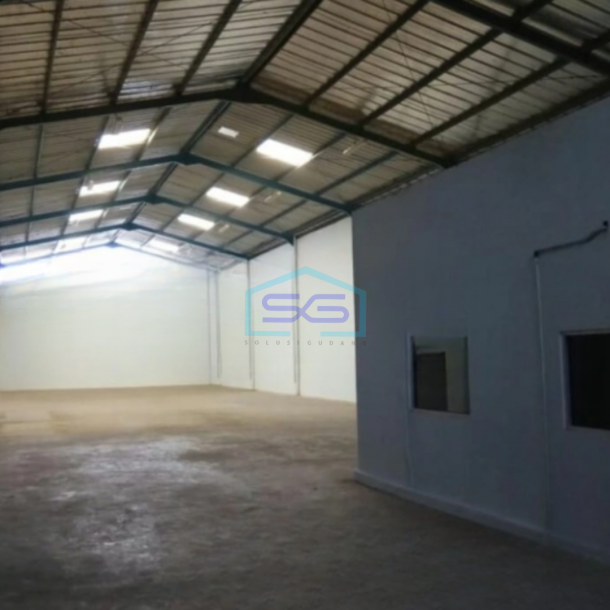 Disewakan Gudang Ada Kantor Luas Bangunan  540 m² di BSD Tangerang-4