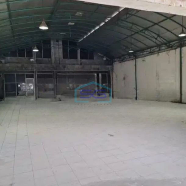 Disewakan Gudang Ada Kantor Luas Bangunan  305 m² di Gambir Jakarta Pusat-2