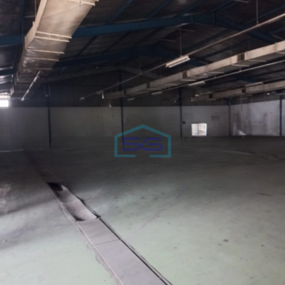 Disewakan Gudang Luas Bangunan 1800 m² di Pinggir Jalan Raya Karawaci Tangerang