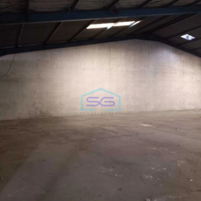 Disewakan Gudang Luas Bangunan 1800 m² di Pinggir Jalan Raya Karawaci Tangerang