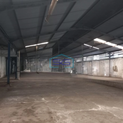 Disewakan Gudang Luas Bangunan 1800 m² di Pinggir Jalan Raya Karawaci Tangerang