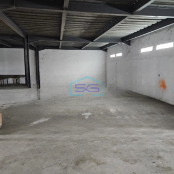 Disewakan Gudang Lokasi Strategis dan Bebas Banjir di Benda Tangerang Luas Bangunan 602 m²-2