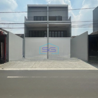 Dijual Cepat Ruko Turun Harga di BSD Tangerang Luas Bangunan  200 m²