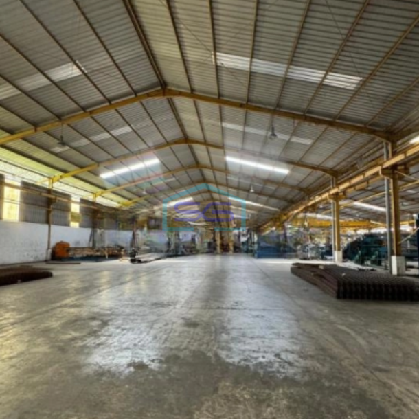 Dijual Gudang Langka Pabrik Baja Ringan di Menganti Gresik Jawa Timur Luas Bangunan 9066 m²-2