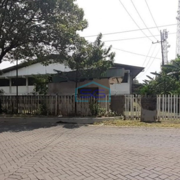 Dijual Gudang HGB Hitung Tanah di Rungkut Industri Surabaya Luas Bangunan 6000 m²-1
