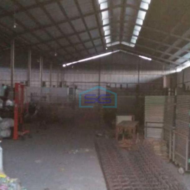 Dijual Udang Ex Pabrik Obat Nyamuk Jl pertamina Wringin Anom Luas Bangunan 3105 m²-1