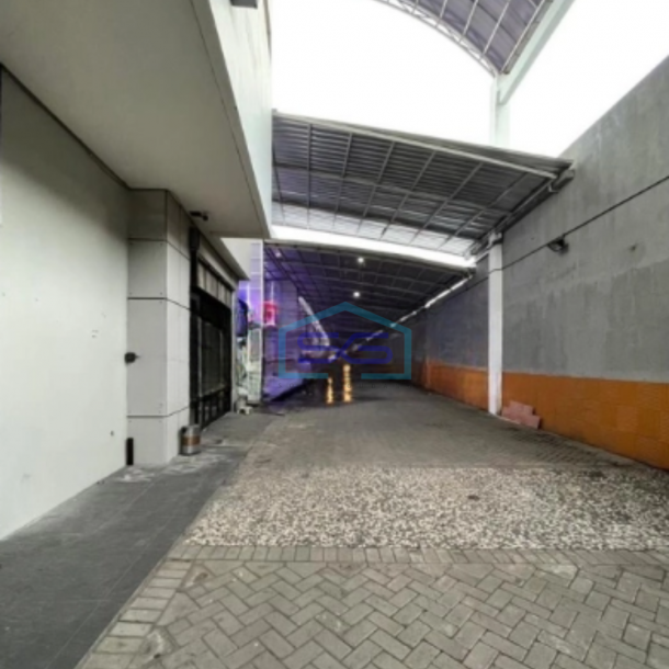 Dijual Ruang Usaha Ex Car Wash Bengkel Karang Menjangan Gubeng Luas Bangunan 643 m²-3