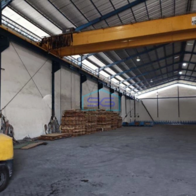 Disewakan Gudang Raya Osowilangon 500m Dari Tol Dkt Margomulyo Luas Bangunan 1386 m²