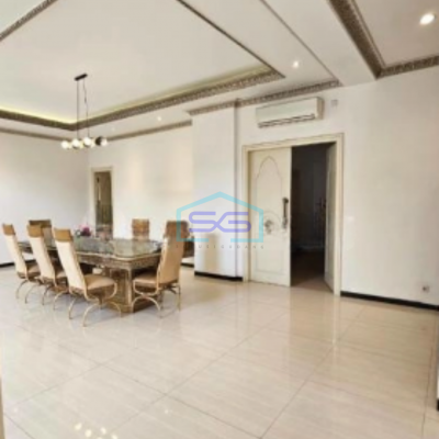 Dijual Ruang Usaha Komersial Bangunan Baru Gress Surabaya Pusat LT 580m2