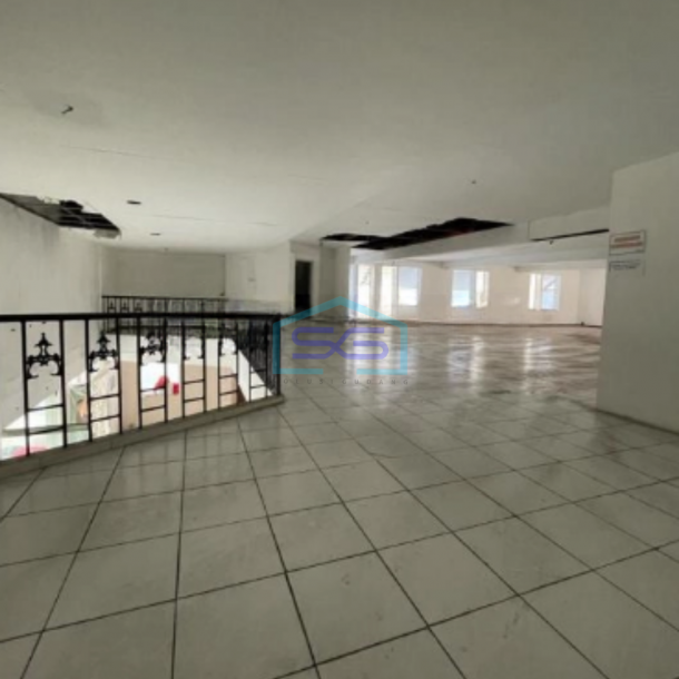 Dijual Ruang Usaha di Jl. Basuki Rachmat Surabaya Luas Tanah 753m2-6