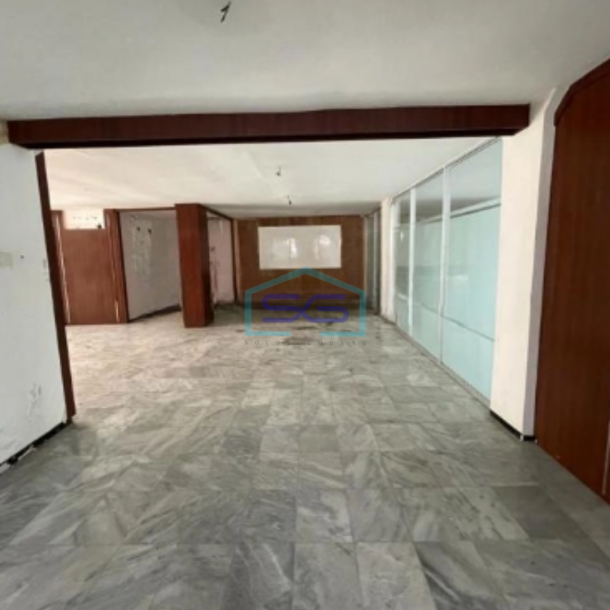 Dijual Ruang Usaha di Jl. Basuki Rachmat Surabaya Luas Tanah 753m2-4