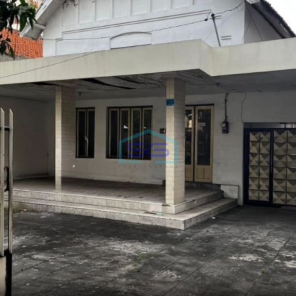 Dijual Ruang Usaha Komersial di Jl. Biliton Surabaya Luas Tanah 540m2-1