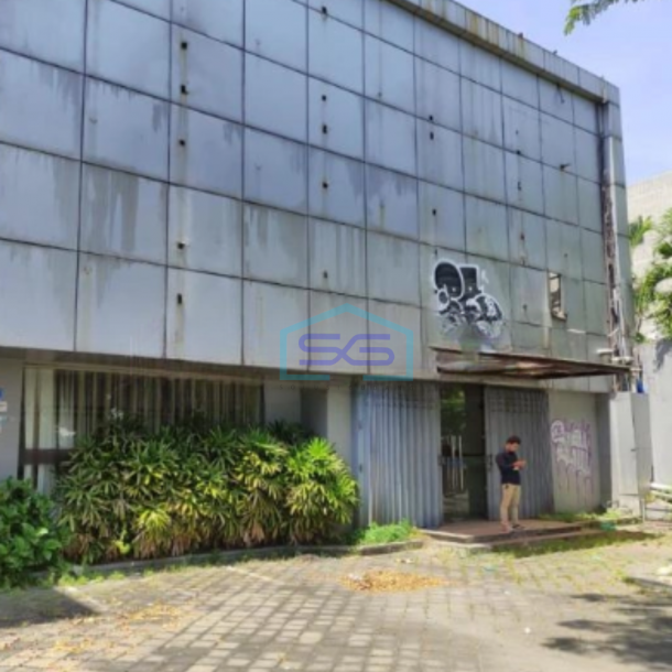 Dijual Ruko Langka Komersil Area Di Raya Darmo Sebelah Finna Seder Bca Luas Bangunan 700 m²-1