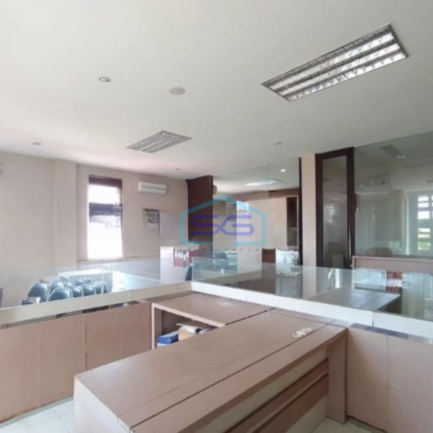 Dijual Ruko 4 Lantai Bagus di Sakura Regency Dekat A Yani Gayungsari Jemursari-1