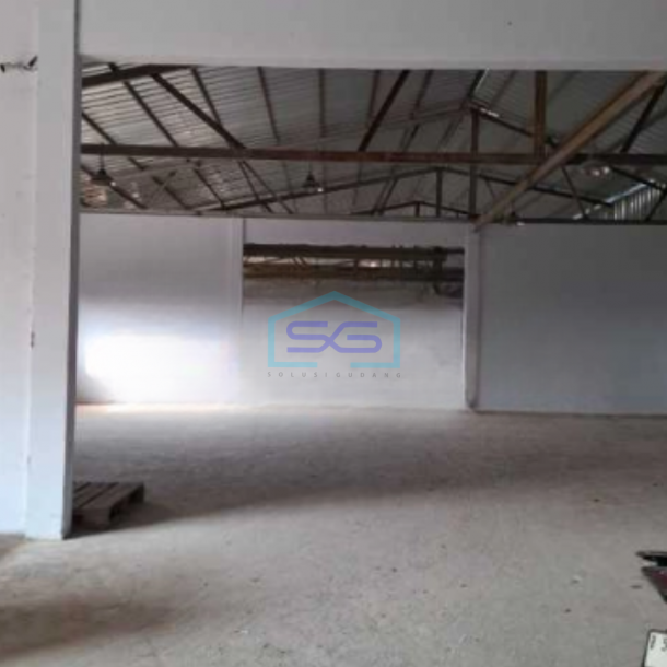 Disewakan Gudang Siap Pakai di Cakung Jakarta Timur Luas Tanah  1300 m²-4