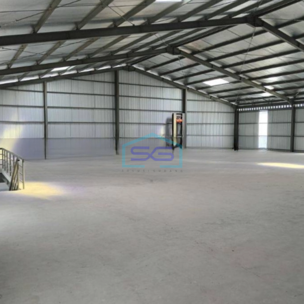 Disewakan Gudang Ada Loading Dock Luas Bangunan  890 m² di Bekasi-3