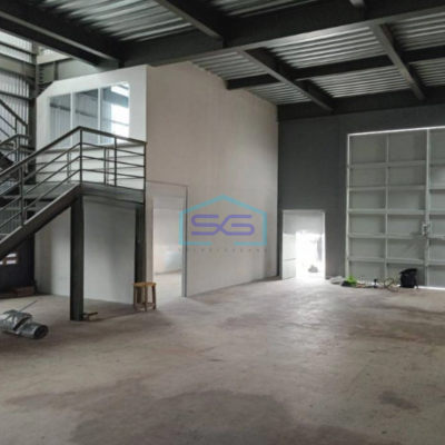 Disewakan Gudang Ada Loading Dock Luas Bangunan  890 m² di Bekasi-2