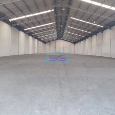 Disewakan Gudang Lokasi Strategis Pinggir Jalan Gunung Putri Bogor Luas Bangunan  2200 m²