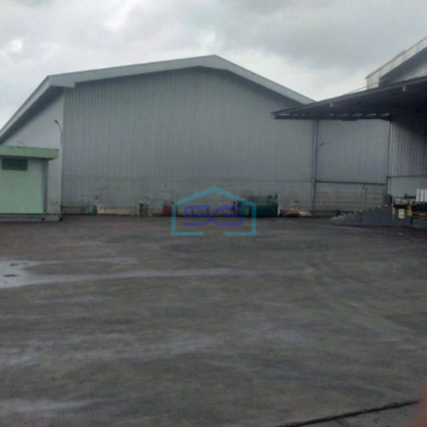 Disewakan Gudang Murah Ada Laoding Dock Luas Bangunan 4267 m² di Cikarang Selatan Bekasi-2